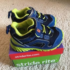 Stride Rite Made 2 Play Toddler Blue Sneakers